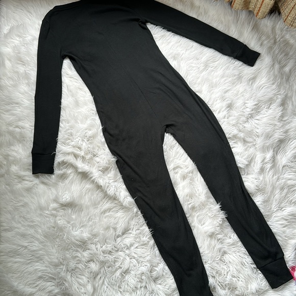 🫧[ VS PINK ] Halloween Skeleton Onesie - Picture 7 of 7